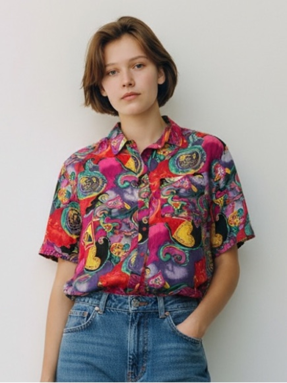 Vintage 100% Silk Pink and Purple Paisley Short Sleeve Silk Button Up Top